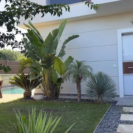 Stylish & Cosy With Private Pool Villa *
